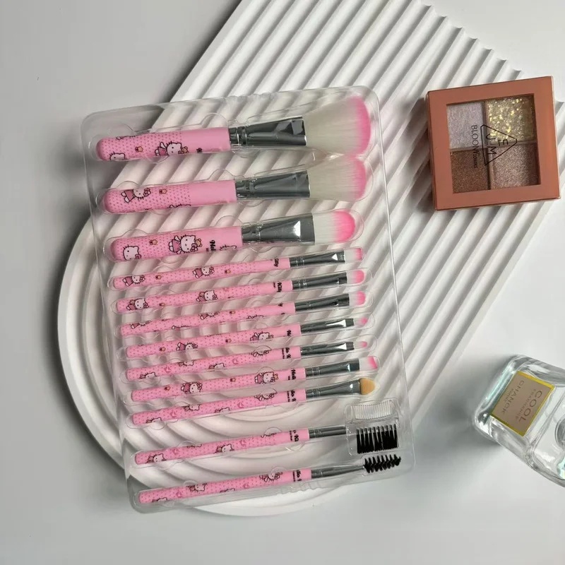 Hello Kitty 12 Parçalı Makyaj  - Huda Beauty Makeup Brush Set incelemesi ve fiyatı
